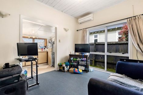 Photo of property in 18 Burlington Street, Sydenham, Christchurch, 8023