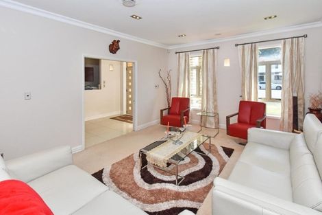 Photo of property in 27 Matuhi Grove, Papatoetoe, Auckland, 2025