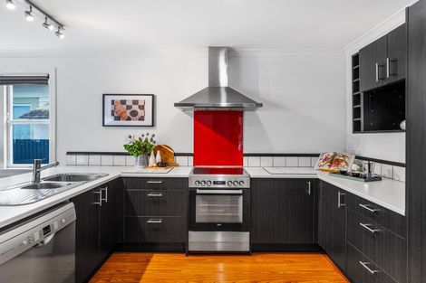 Photo of property in 537 Ferguson Street, Palmerston North, 4410