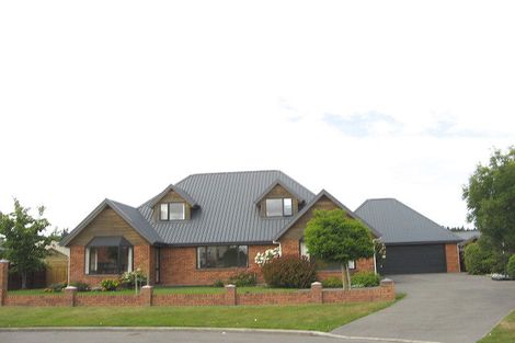 Photo of property in 15 Monterey Place, Parklands, Christchurch, 8083