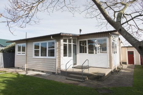 Photo of property in 3 Parera Grove, Heretaunga, Upper Hutt, 5018