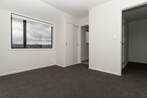 Photo of property in 13/1 Fruitvale Road, New Lynn, Auckland, 0600