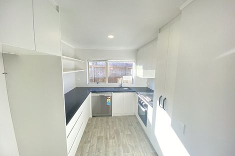 Photo of property in 3/53 Robert Skelton Place, Clendon Park, Auckland, 2103