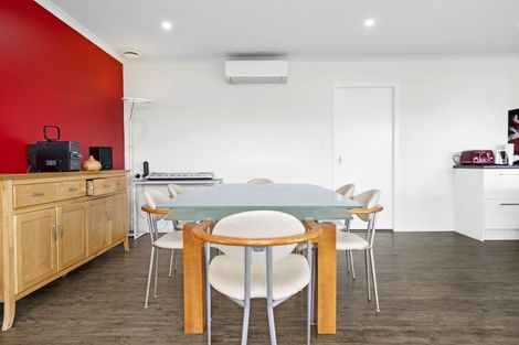 Photo of property in 6 Plescher Crescent, Leamington, Cambridge, 3432