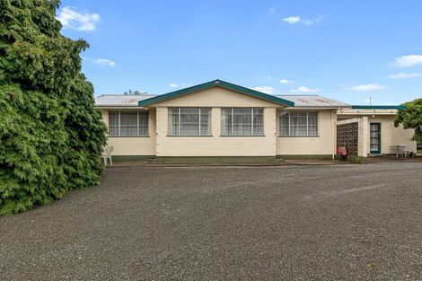 Photo of property in 100 Shearman Street, Waimate, 7924