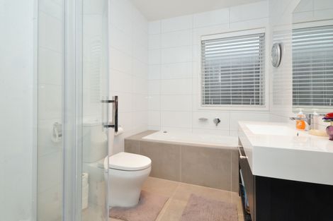 Photo of property in 7 Will Street, Huapai, Kumeu, 0810