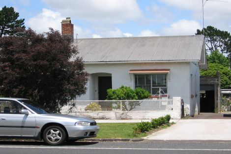 Photo of property in 70 Old Mill Road, Westmere, Auckland, 1022
