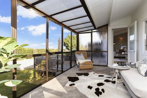 Photo of property in 1/23a Gladstone Road, Northcote, Auckland, 0627