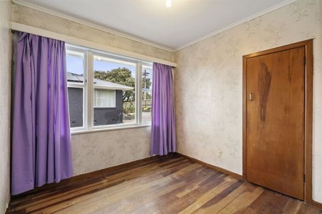 Photo of property in 135 Forrest Hill Road, Forrest Hill, Auckland, 0620
