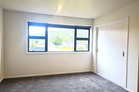 Photo of property in 2/37 Sladden Street, Naenae, Lower Hutt, 5011