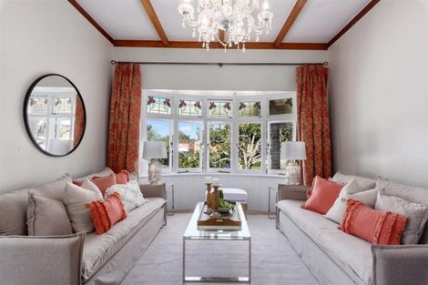 Photo of property in 2 Glade Place, Birkenhead, Auckland, 0626