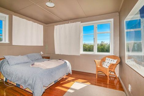 Photo of property in 5 Main Rd Ngakawau, Ngakawau, 7824