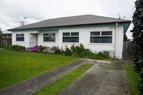 Photo of property in 28 Linton Street, Palmerston North, 4410
