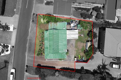 Photo of property in 12 Marie Avenue, Red Beach, 0932