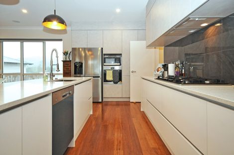 Photo of property in 7 Will Street, Huapai, Kumeu, 0810