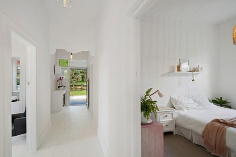 Photo of property in 4 Rautawhiri Road, Helensville, 0800