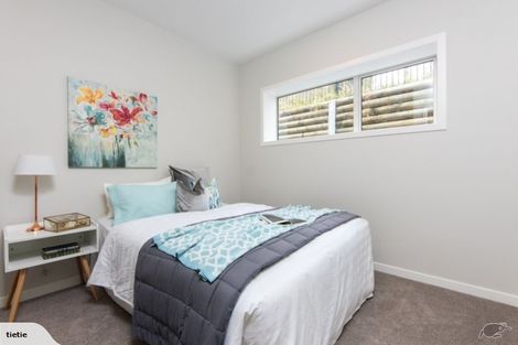 Photo of property in 10 Barrique Road, Kumeu, 0810