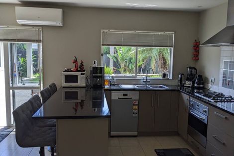 Photo of property in 16 Amapur Place, Flat Bush, Auckland, 2019