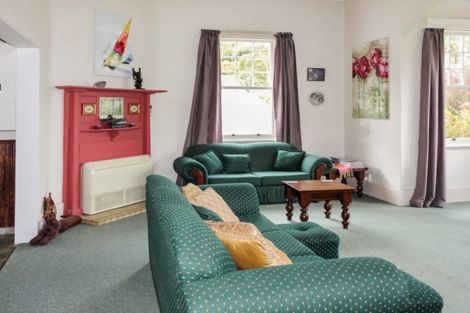 Photo of property in 144a Waikawa Road, Picton, 7220