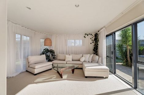 Photo of property in 7 Webb Place, Papamoa Beach, Papamoa, 3118