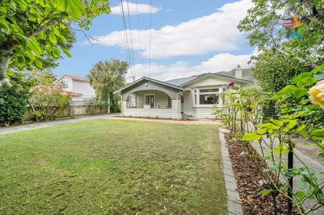 Photo of property in 122 Waiwhetu Road, Waterloo, Lower Hutt, 5011
