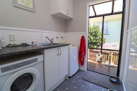Photo of property in 7 West Crescent, Te Puru, Thames, 3575