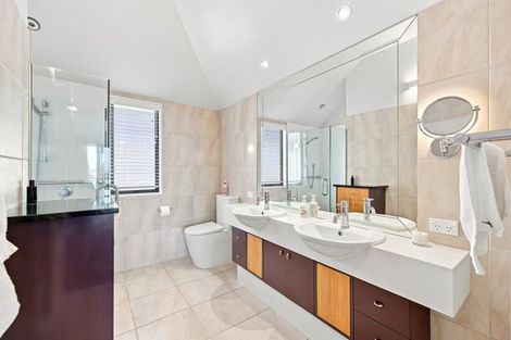 Photo of property in 60 Glenstrae Road, Redcliffs, Christchurch, 8081
