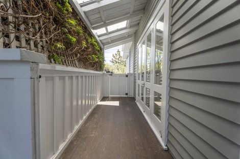 Photo of property in 9 Malcolm Avenue, Cashmere, Christchurch, 8022