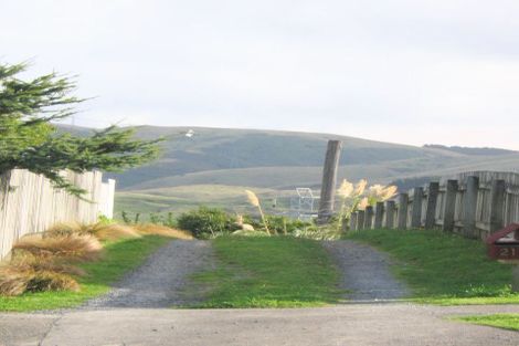 Photo of property in 21 Kaitangata Crescent, Kelson, Lower Hutt, 5010