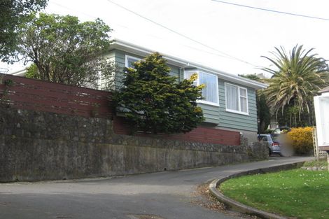 Photo of property in 9 Grenfell Drive, Karori, Wellington, 6012