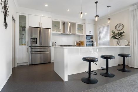 Photo of property in 54 Norfolk Drive, Cambridge, 3434