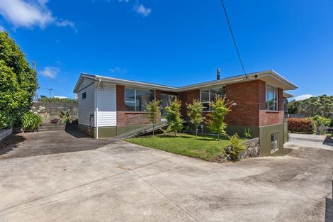 Photo of property in 16 Annandale Street, Lynmouth, New Plymouth, 4310