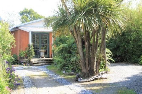 Photo of property in 12 Coates Street, Westport, 7825