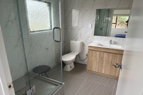 Photo of property in 258 Glamorgan Drive, Northcross, Auckland, 0630