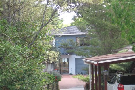 Photo of property in 14 Odin Place, Beach Haven, Auckland, 0626