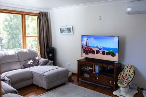 Photo of property in 3 Sunny Grove, Wainuiomata, Lower Hutt, 5014