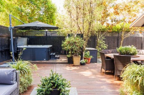 Photo of property in 181a Fitzherbert Avenue, West End, Palmerston North, 4410