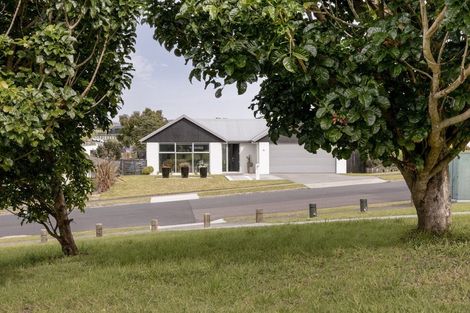 Photo of property in 20 Lynley Park Drive, Omokoroa, 3114