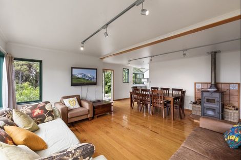 Photo of property in 144 The Crescent, Langs Beach, Waipu, 0582