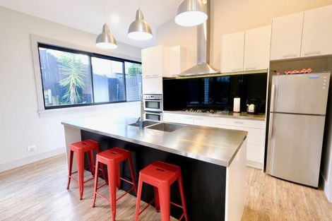 Photo of property in 119a Weatherly Road, Torbay, Auckland, 0630