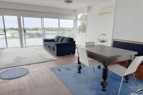 Photo of property in 9 Mount View Place, Spotswood, New Plymouth, 4310