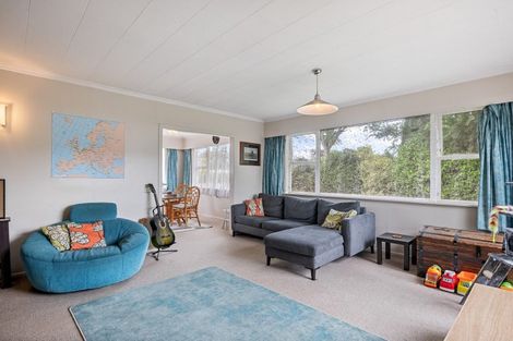 Photo of property in 35 Highbury Drive, Levin, 5510