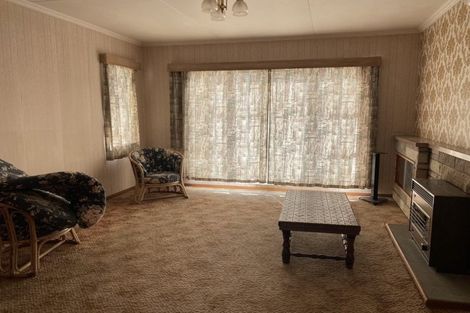 Photo of property in 4 Tongariro Street, Castlecliff, Whanganui, 4501