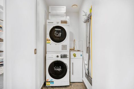 Photo of property in 6 Mara Waina Place, Swanson, Auckland, 0614