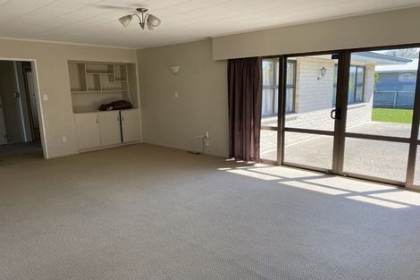 Photo of property in 411 Gloucester Street, Taradale, Napier, 4112