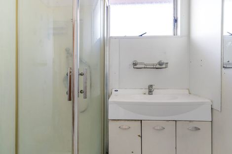 Photo of property in 106 Sycamore Drive, Sunnynook, Auckland, 0620