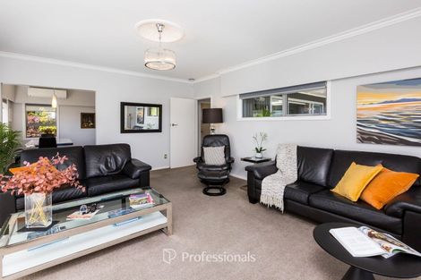 Photo of property in 18 Dalton Grove, Stokes Valley, Lower Hutt, 5019