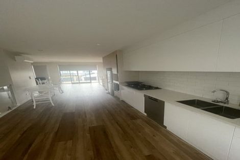 Photo of property in 33 Kapehu Road, Silverdale, 0932