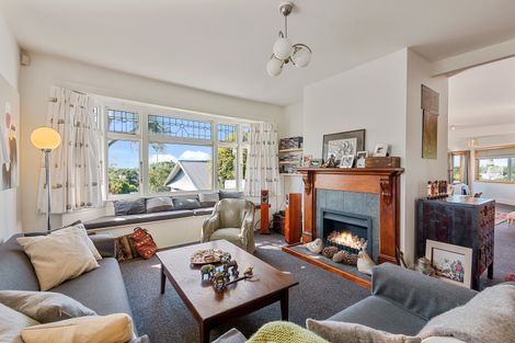 Photo of property in 5 Hackthorne Road, Cashmere, Christchurch, 8022