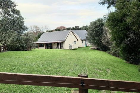 Photo of property in 388 Pine Valley Road, Dairy Flat, Silverdale, 0992